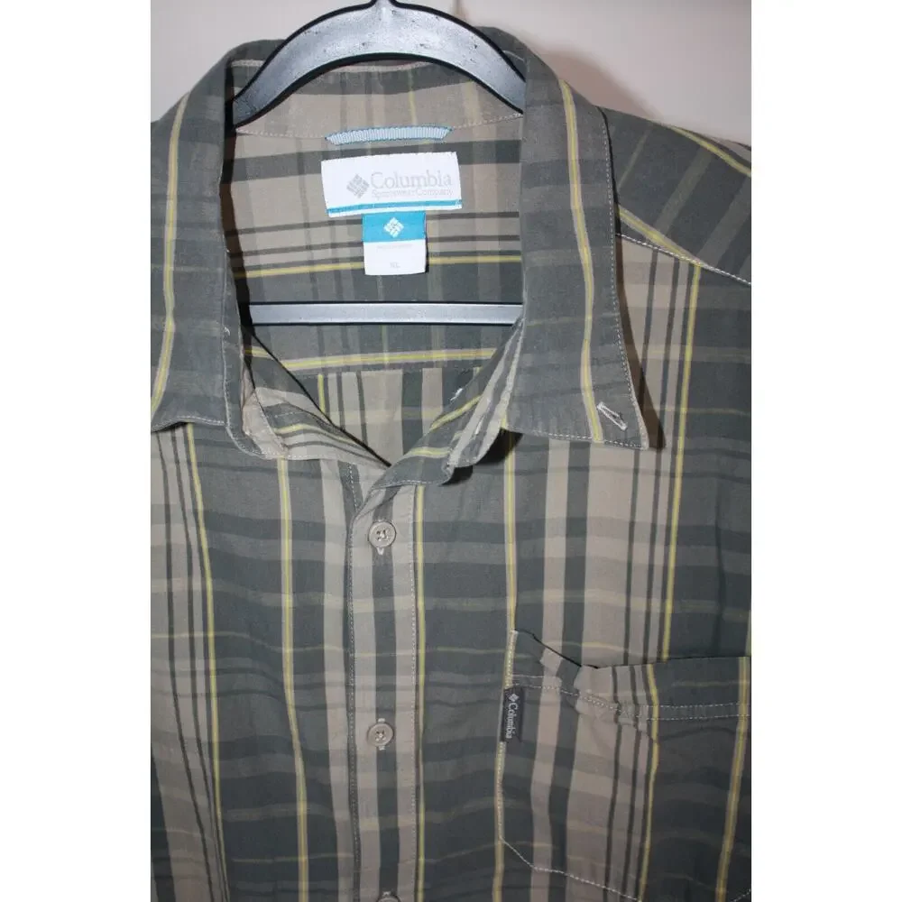 Columbia Men's Button Down Dress Shirt XL Utility Long Sleeve Stripped Sportwear
